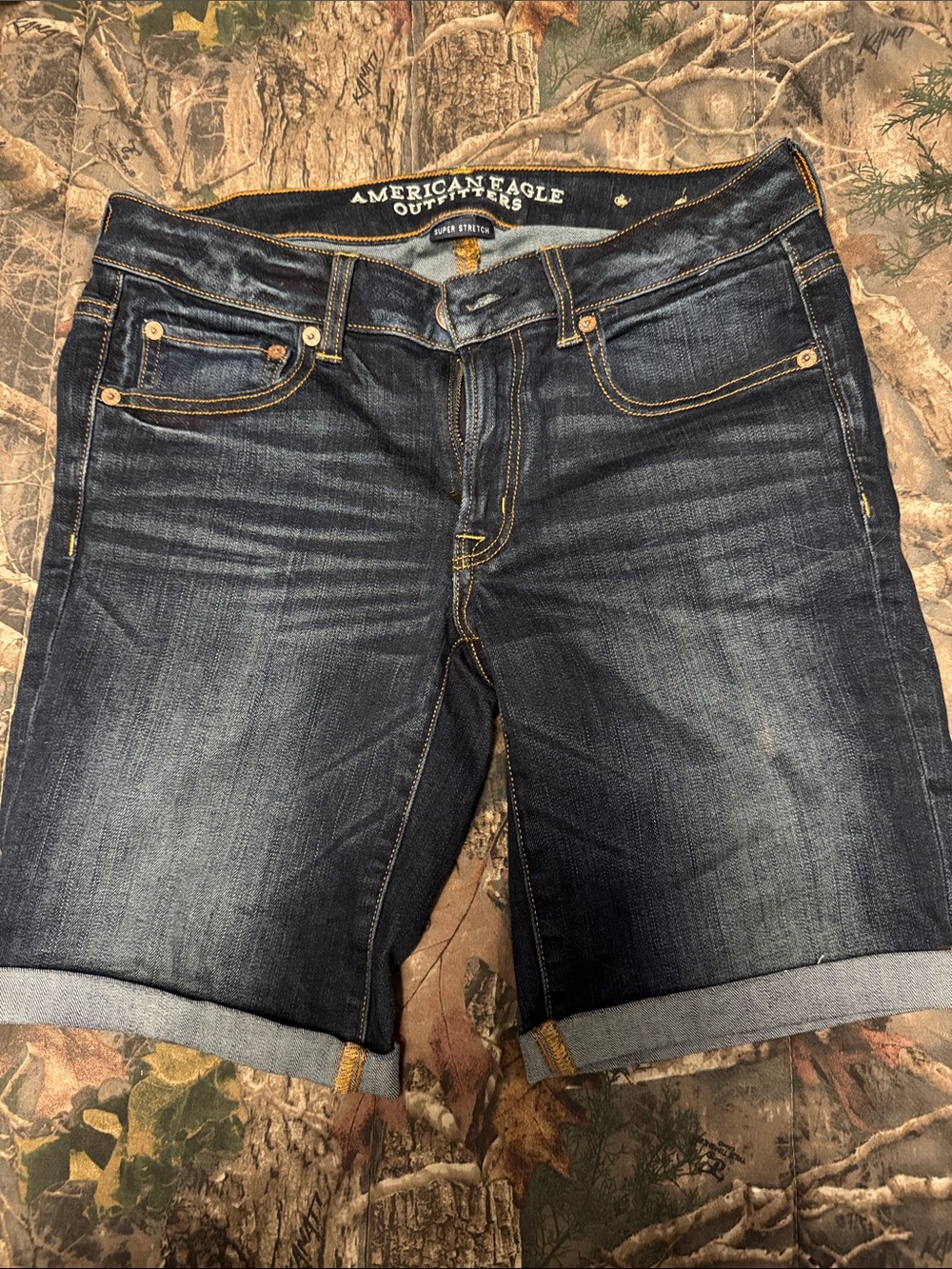 American Eagle Skinny Bermuda shorts